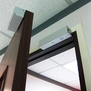 ระบบล็อคแบบดรอปโบลท์ไฟฟ้าแบบไร้กุญแจพร้อมระบบเข้าออกแบบไร้กุญแจ - Product Image 2