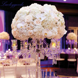 Centres de table en fleurs de soie blanches IFG pour la décoration de table de mariage - Product Image 2