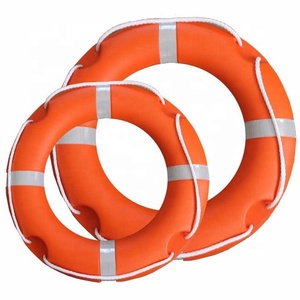Approvisionnement d'usine 1.5kg 2.5kg 4.3kg SOLAS approuvé <span class=keywords><strong>bouée</strong></span> <span class=keywords><strong>de</strong></span> <span class=keywords><strong>sauvetage</strong></span> Marine réfléchissante anneau pour la sécurité <span class=keywords><strong>de</strong></span> l'eau - Product Image 1