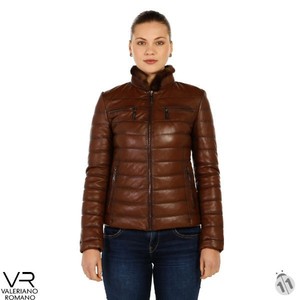 Nouvelle Collection de Produits en Cuir Premium - Product Image 1