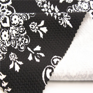 Tissu en gros 2026 Chine – Tissu tricoté jacquard en polyester et élasthanne imprimé pour robes - Product Image 2