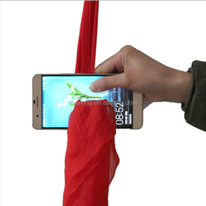 Écharpe en soie traversant le téléphone, accessoire <span class=keywords><strong>de</strong></span> <span class=keywords><strong>magie</strong></span> - Product Image 1