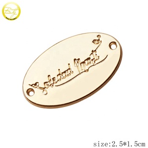 Personnalisé forme ovale <span class=keywords><strong>gravé</strong></span> lettre balise de lacet doré petite étiquette en métal pour couvertures de bébé - Product Image 2