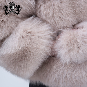 Janefur New Fashion Style Veste en fourrure à capuche pour femmes Manteau de luxe en fourrure de renard de haute qualité pour l'automne et l'hiver - Product Image 5