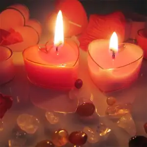 Ideias de presente de fragrâncias domésticas em forma de coração com base plástica vela