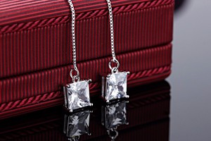 <span class=keywords><strong>Orecchini</strong></span> all'Ingrosso in <span class=keywords><strong>Argento</strong></span> Sterling 925 con Filo di Seta Lungo, Diamanti e Perle - Product Image 3