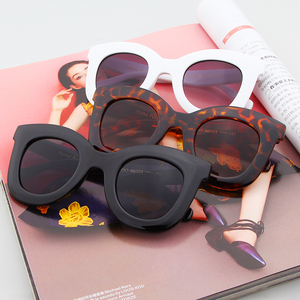 Timistory — lunettes de soleil œil de chat Sexy pour femmes, haute qualité, rétro, surdimensionnées, grand cadre, vente en gros - Product Image 3