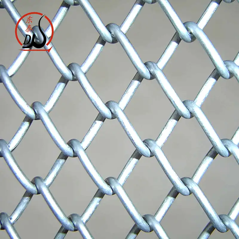 hot dipped galvanized cyclone mesh /chain link fence