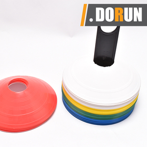 Attrezzatura per l'allenamento dei coni di <span class=keywords><strong>calcio</strong></span>-coni di agilità con elegante borsa a rete e supporto per lo sport Set di 50 pennarelli a cono da campo - Product Image 3