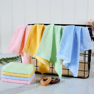 Petit Carré <span class=keywords><strong>Coton</strong></span> Visage Serviette Logo Personnalisé <span class=keywords><strong>Gant</strong></span> <span class=keywords><strong>De</strong></span> <span class=keywords><strong>Toilette</strong></span> Blanc Couleur - Product Image 5