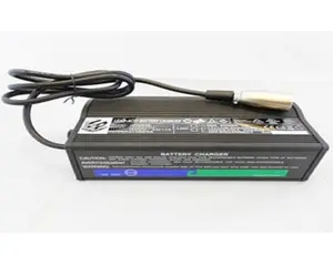 High Power HP8204B 24V 5A Mobility Scooter BatteryためCharger 4ホイールスクーター鉛蓄電池Gelバッテリー