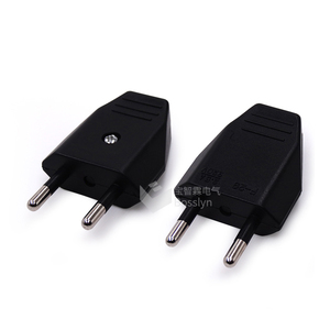 Spina Ricablabile Europea a 2 Poli Rotondi 220V - Product Image 3