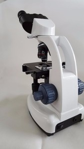 <span class=keywords><strong>Microscope</strong></span> <span class=keywords><strong>optique</strong></span> C206 Prix <span class=keywords><strong>Microscope</strong></span> biologique <span class=keywords><strong>confocal</strong></span> de laboratoire Usine - Product Image 3