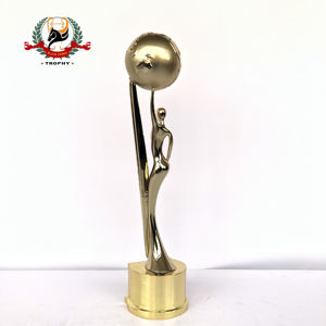 Trofeo de Figura de Médico/Enfermera Personalizado con Logotipo Personalizado, Fundición y Grabado en Metal Dorado Resistente - Product Image 4