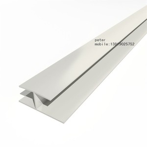 <span class=keywords><strong>Bande</strong></span> <span class=keywords><strong>de</strong></span> finition en <span class=keywords><strong>PVC</strong></span> Upvc H, blanche - Product Image 1