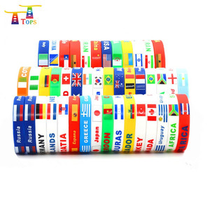 Debossed color filled mano en relieve banda Bandera de país diferente Wold Copa Silicona - Product Image 5