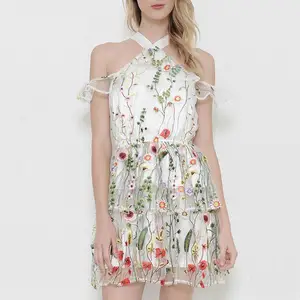 Alibaba Hot Koop Mesh Bloemen Borduren Bruidsmeisje Jurk