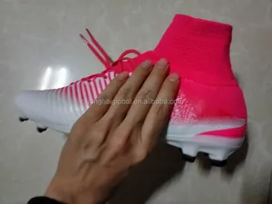 2017 جديد أسلوب رجل العلامة التجارية ميس سوبر V كرة القدم أحذية كرة القدم المرابط الجملة عالية الجودة الرياضة الأبيض الوردي لكرة القدم الأحذية الطويلة الخاصة بكرة القدم