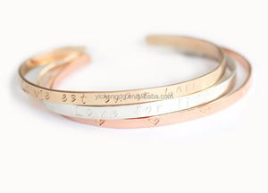 Brazalete de Acero Inoxidable con Frase Inspiradora, Brazalete Personalizado Unisex con <span class=keywords><strong>Mantra</strong></span> - Product Image 6