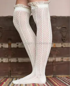 Bottes en dentelle ivoire pour femme, vente en gros, hiver, garniture charmante, genou haut, Crochet bouton, chaussettes