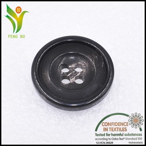 Negro ronda botones <span class=keywords><strong>de</strong></span> cuerno <span class=keywords><strong>de</strong></span> vaca para <span class=keywords><strong>las</strong></span> señoras traje - Product Image 2