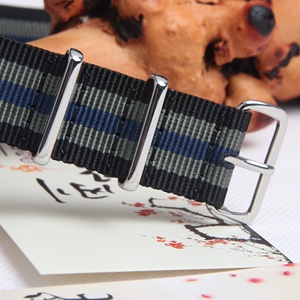 <span class=keywords><strong>Bracelet</strong></span> de <span class=keywords><strong>montre</strong></span> en Nylon en gros à bas prix 18/<span class=keywords><strong>20</strong></span>/22/24mm <span class=keywords><strong>bracelet</strong></span> de <span class=keywords><strong>montre</strong></span> rayé en <span class=keywords><strong>tissu</strong></span> 1.2mm ceinture à passage unique avec boucle polie 304L - Product Image 3