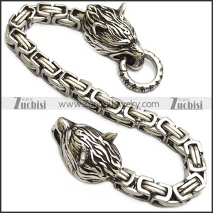 Nouveau design Bracelet motard en acier inoxydable gravé argenté avec motif animalier deux loups en lutte pour cadeau d'anniversaire ou de fête - Product Image 2