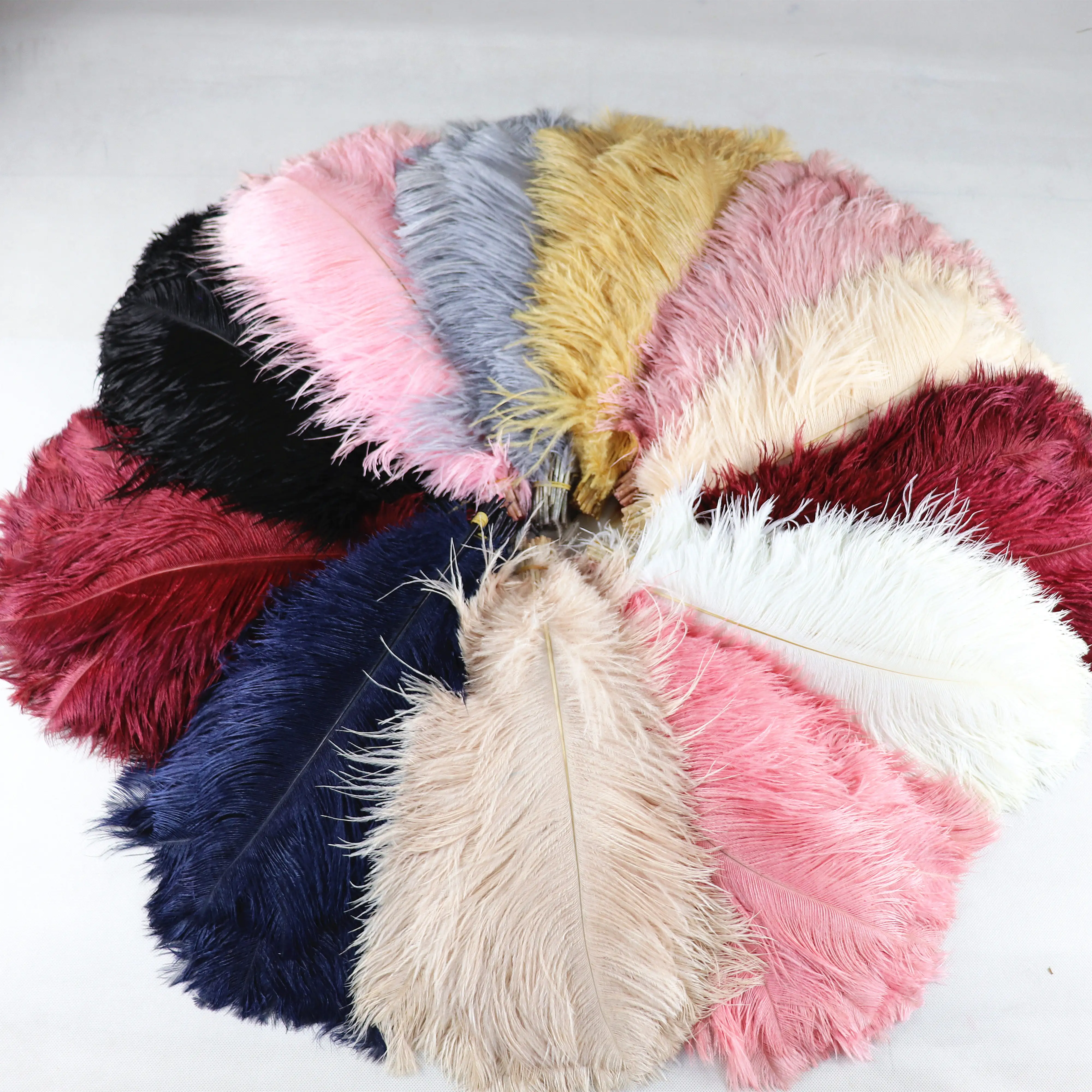 15-45cm pas cher décoratif teint couleur mariage plume d'autruche pour accessoire de vêtements 6-18in importation en vrac plumes d'autruche à vendre