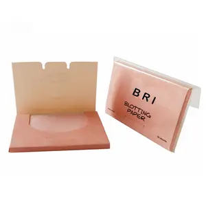 Масляная бумага для лица в розовой цветной бумаге