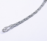 Gaine de tirage de câble pour la construction de lignes électriques, poignée en maille métallique