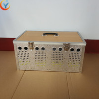 Cage de transport pour pigeons en acier inoxydable à 4 trous / caisse / boîte