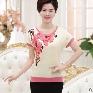 阿里巴巴中国供应商女性休闲衬衫花打印设计时尚 t恤