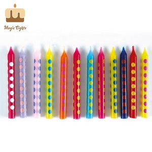 Campione gratuito disponibile all'ingrosso colori assortiti 6CM di altezza punto stampato torta di compleanno candeline per feste - Product Image 1