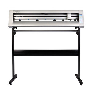 Vendo plotter de corte 120 cms, alemán, como nuevo. 2015-08-22 Economicos  de El Mercurio