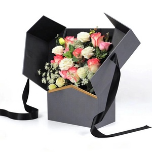 Boîte rigide en papier pour fleurs fraîches de haute qualité, cadeau de Noël et du Nouvel An de luxe, double ouverture, fermeture à ruban, revêtement UV noir - Product Image 3