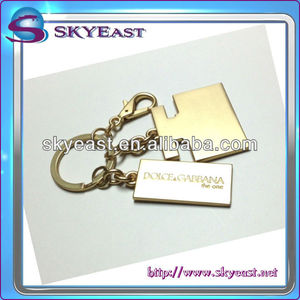Étiquettes de logo et porte-clés promotionnels en alliage d'or brillant SKYmetal SEKC310135 avec mousquetons de style tendance - Product Image 4