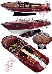 Bateau artisanal en bois RIVA AQUARAMA, décoration spéciale, 1 pièce - Product Image 6