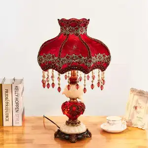 Lampu Meja Polyresin Buatan Tangan Warna Merah Klasik Cina Lampu Meja untuk Grosir Kamar Tidur Hotel