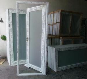 باب <span class=keywords><strong>UPVC</strong></span> عصري بتشطيب نهائي، بتصميم مسطح ولوحة كاملة مع شرائح تهوية للفيلا والحمام - Product Image 4