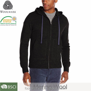 Hombres ligero el campamento base Merino lana con capucha - Product Image 3