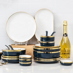 Bộ Đồ Ăn Tối Màu Xanh Đen Bằng Sứ Có Viền Vàng Và Bộ Bát Ăn Tối Tráng Men - Product Image 3