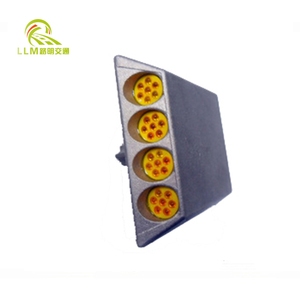 Alta resistencia a <span class=keywords><strong>la</strong></span> Compresión precio barato <span class=keywords><strong>de</strong></span> aluminio reflectores <span class=keywords><strong>de</strong></span> carreteras <span class=keywords><strong>de</strong></span> ojos <span class=keywords><strong>de</strong></span> gato - Product Image 1