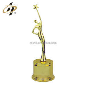 Al por mayor del metal <span class=keywords><strong>de</strong></span> la aleación <span class=keywords><strong>de</strong></span> zinc oro <span class=keywords><strong>Oscar</strong></span> <span class=keywords><strong>trofeo</strong></span> con base <span class=keywords><strong>de</strong></span> madera - Product Image 2