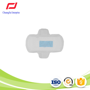 Precio de fábrica el uso diario suave anión servilleta sanitaria pad hecho <span class=keywords><strong>en</strong></span> China - Product Image 3