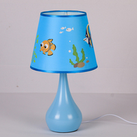 Lampe de table pour enfants en forme de dessin animé, abat-jour en tissu doux, veilleuse de chevet pour chambre de garçons et de filles