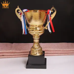 2023 Hot selling different size cheap metal trophy in china metal trophy figurines