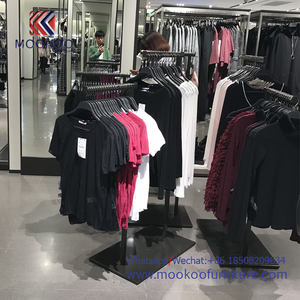 Espositore in Acciaio Inox Alto e Basso per Abbigliamento <span class=keywords><strong>ZARA</strong></span>, Arredamento per Negozi <span class=keywords><strong>di</strong></span> Abbigliamento - Product Image 2