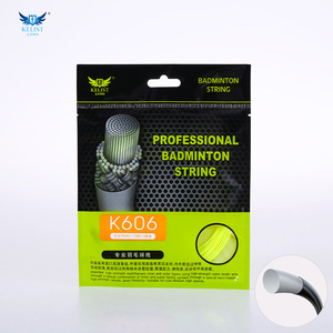 Atacado Novo Barato <span class=keywords><strong>Badminton</strong></span> Raquete 0.67MM Corda Durável Duro e Macio Equipamentos De Esporte De Carbono com Aderência Completa