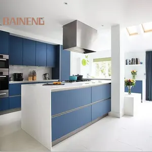 Conception d'armoires de cuisine en acier inoxydable avec finition laquée de style méditerranéen BAINENG avec <span class=keywords><strong>grande</strong></span> île pour une utilisation en intérieur - Product Image 1
