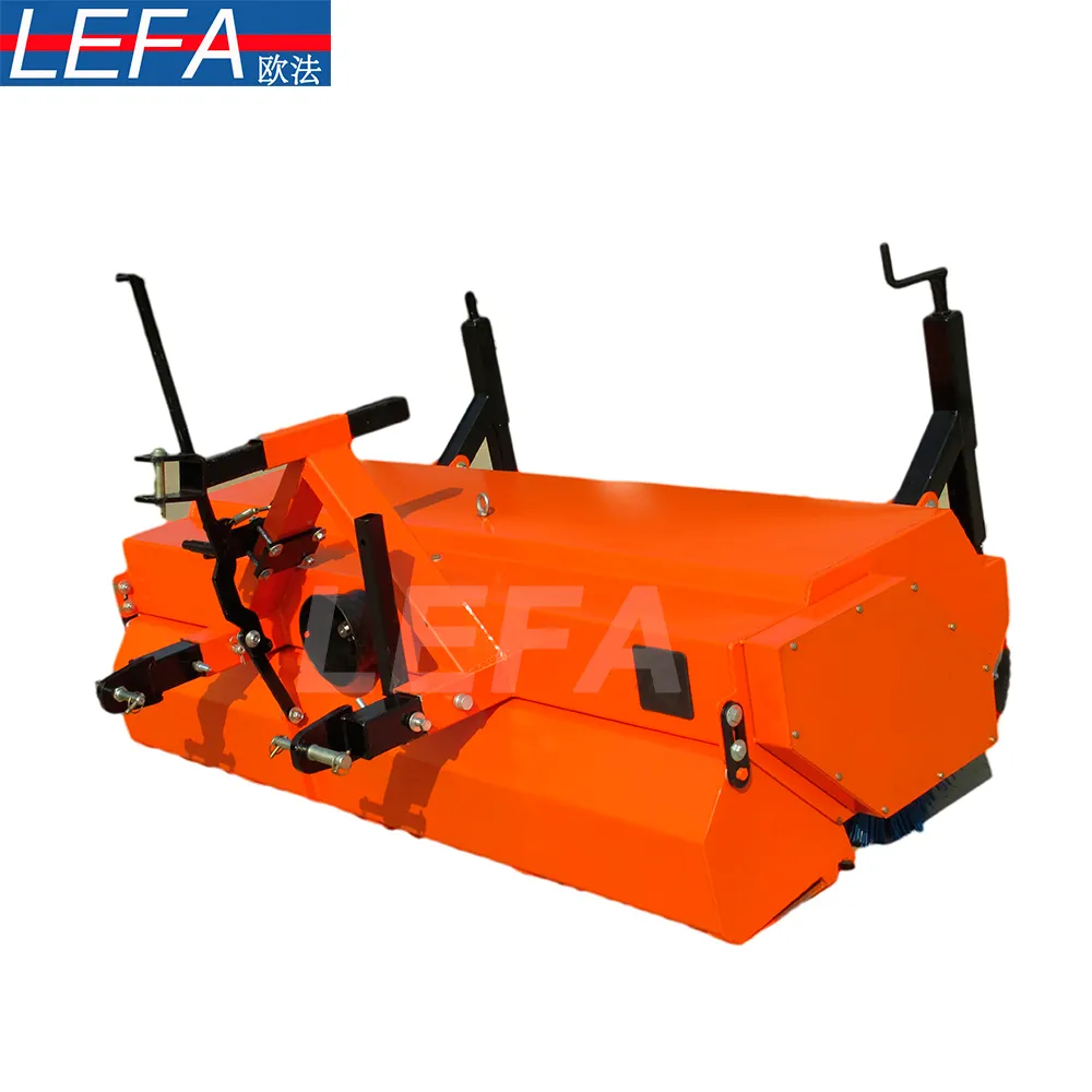 סין 20-45HP טרקטור PTO מונע קטן רחוב וטאטוא רחובות עם ניילון מברשות